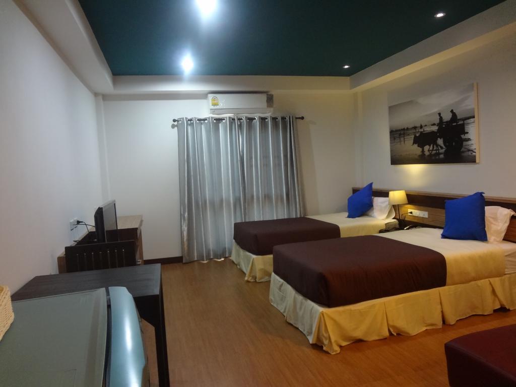 Sleep Tight Hotel Haat Jomtien Eksteriør bilde